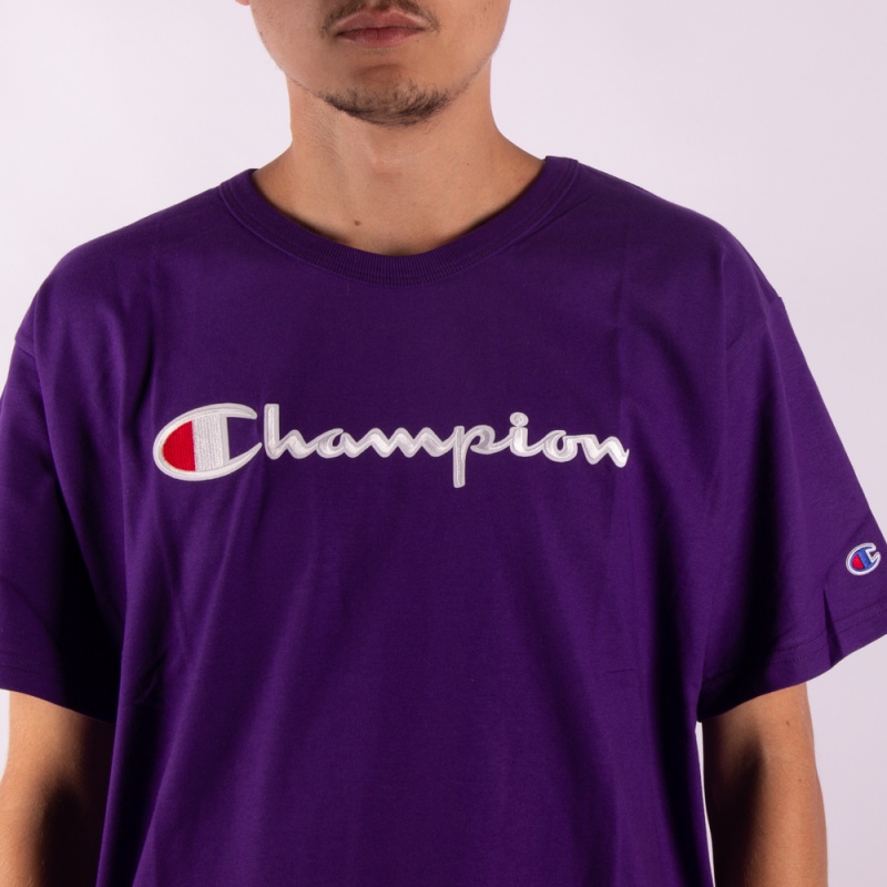 Camiseta Champion Embroidery Trad Logo Script Lilas